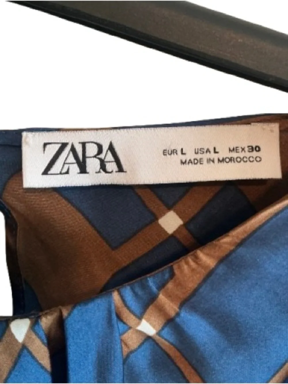 Zara Geometric Satin-Finish Long-Sleeved Blouse - Blue & Bronze - Size L - Picture 5 of 6